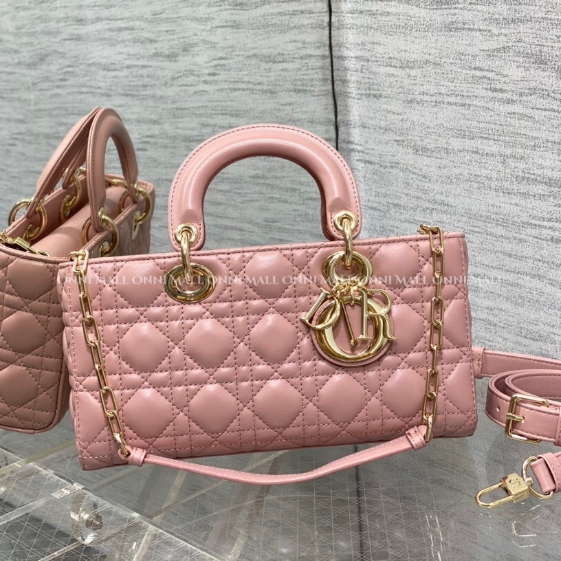 디올 디조이백 (26cm)