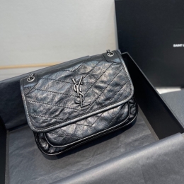 입생로랑니키백