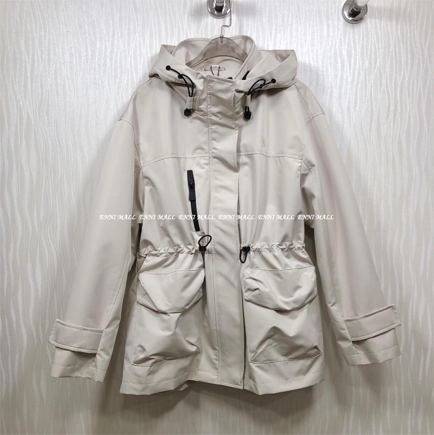 버버리 바람막이