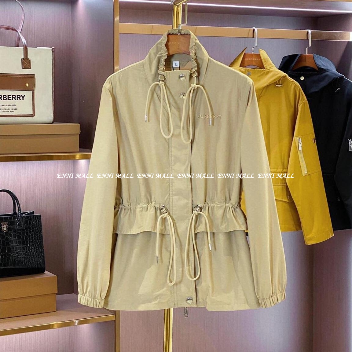 버버리 자켓 (여)