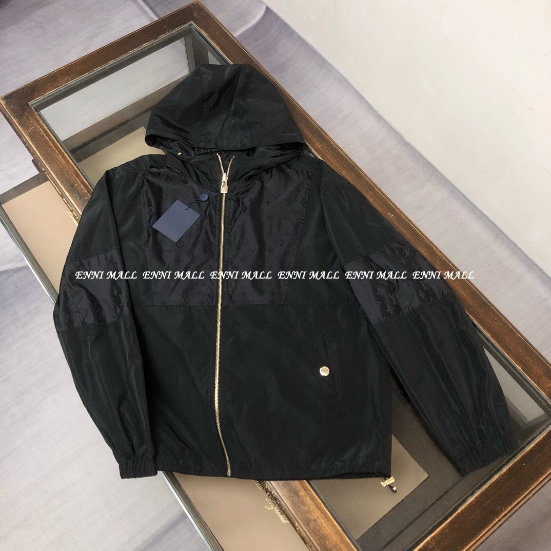 루이비통 바람막이 (남)