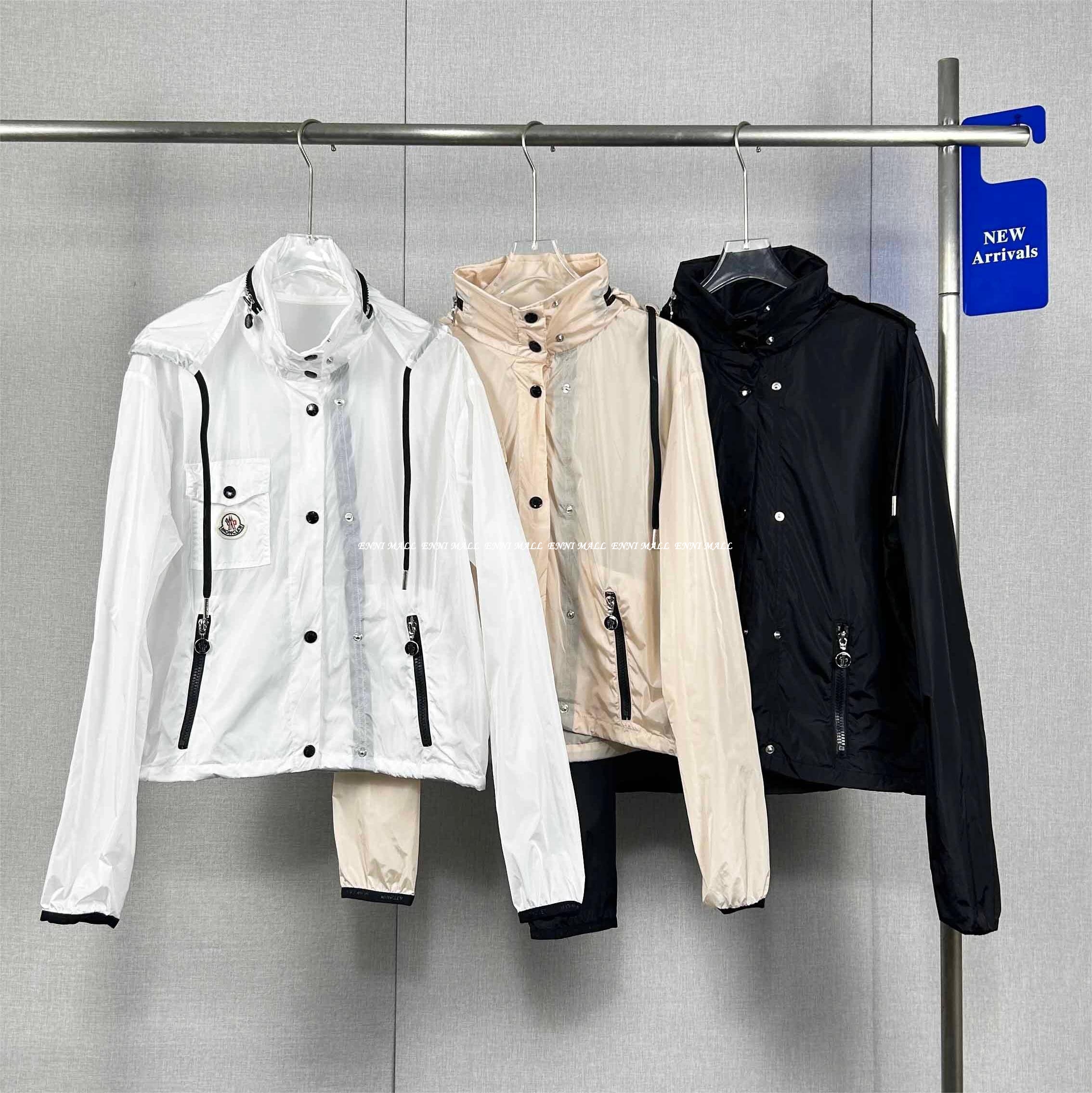 몽클레어 바람막이 (여)