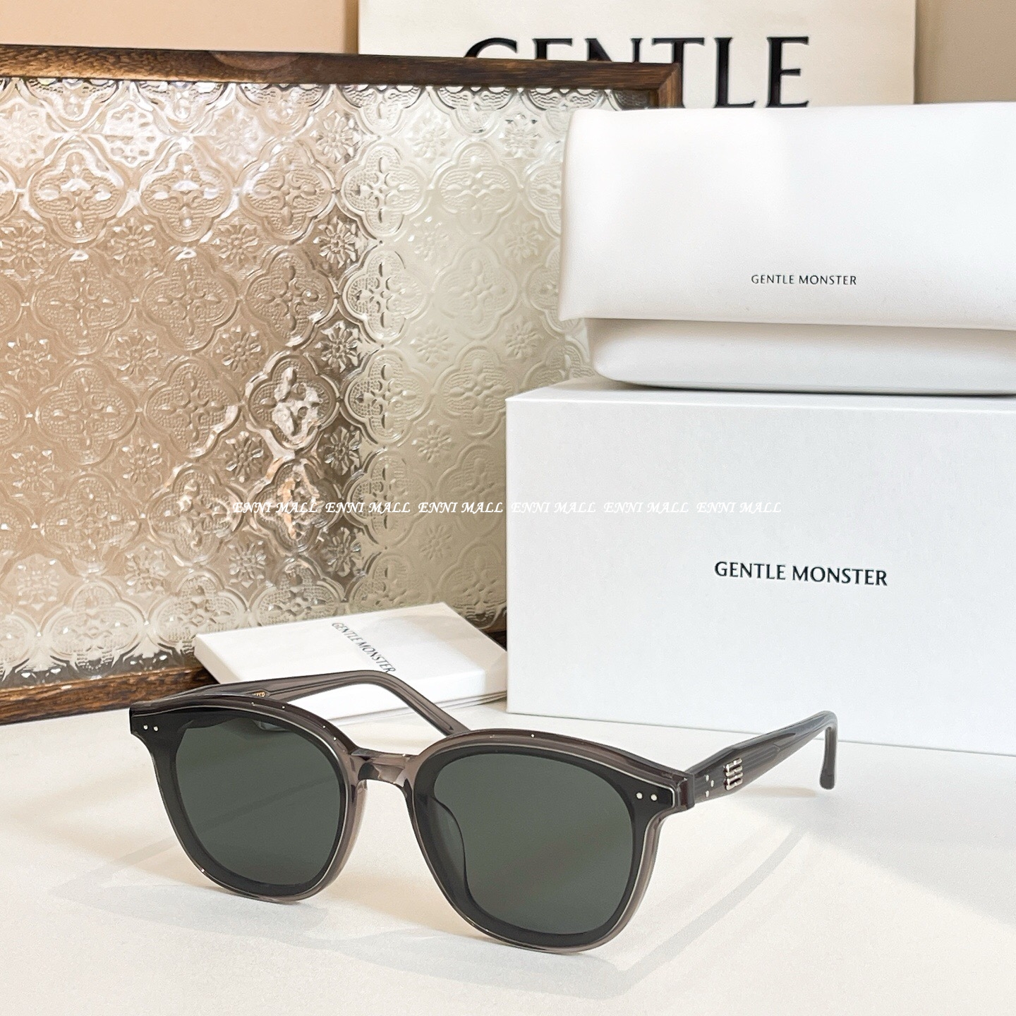 젠틀몬스터 선글라스 (JUDE)