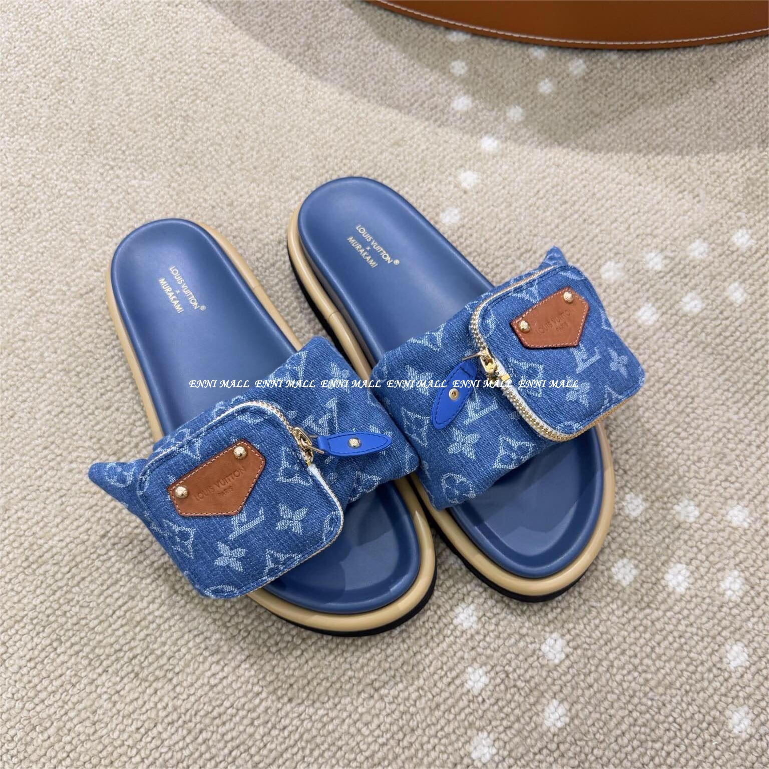 루이비통 슬리퍼