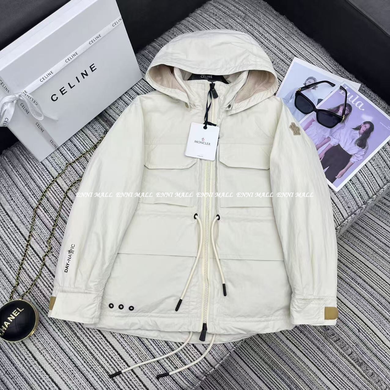 몽클레어 패딩 (여)