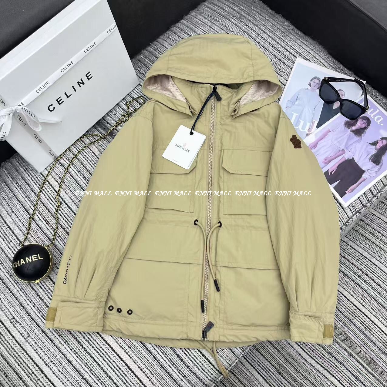 몽클레어 패딩 (여)