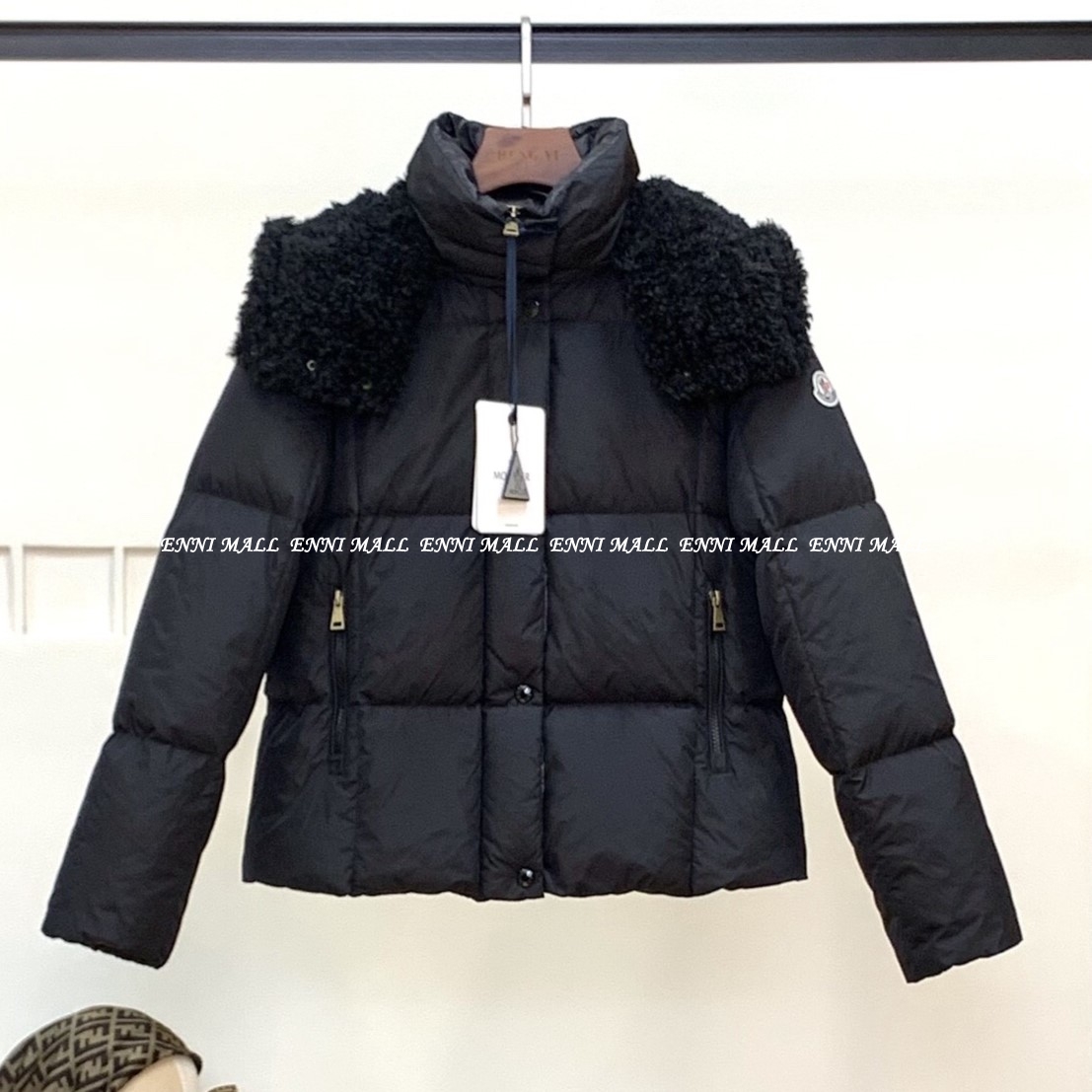 몽클레어 패딩 (여)