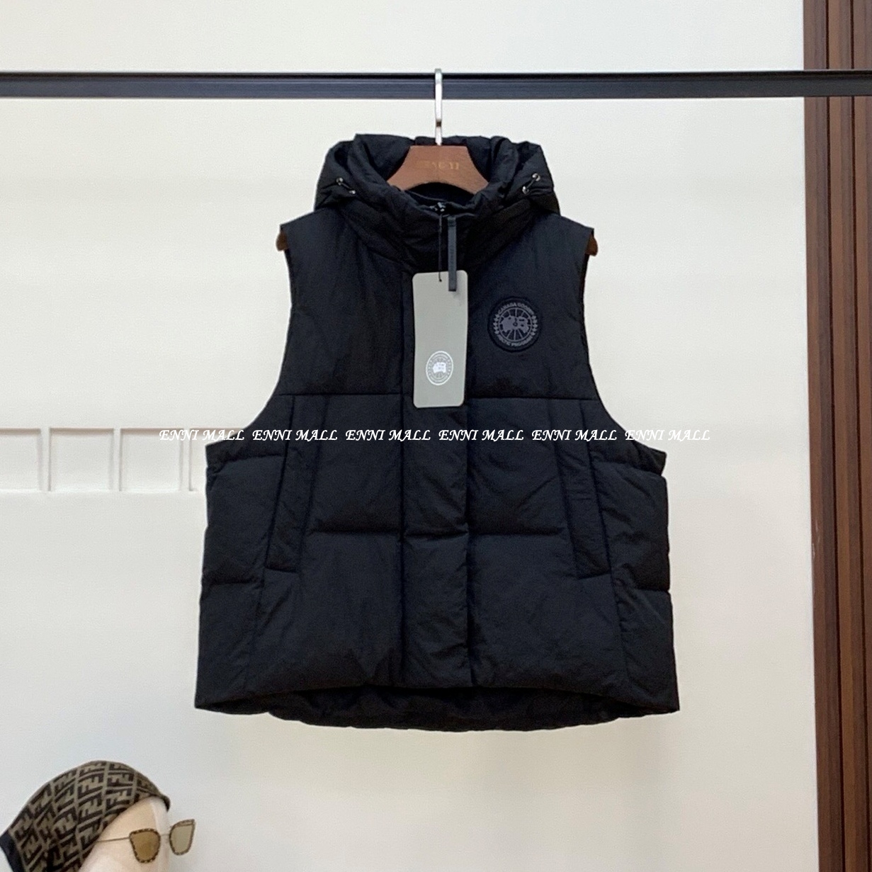 캐나다구스 패딩조끼 (여)