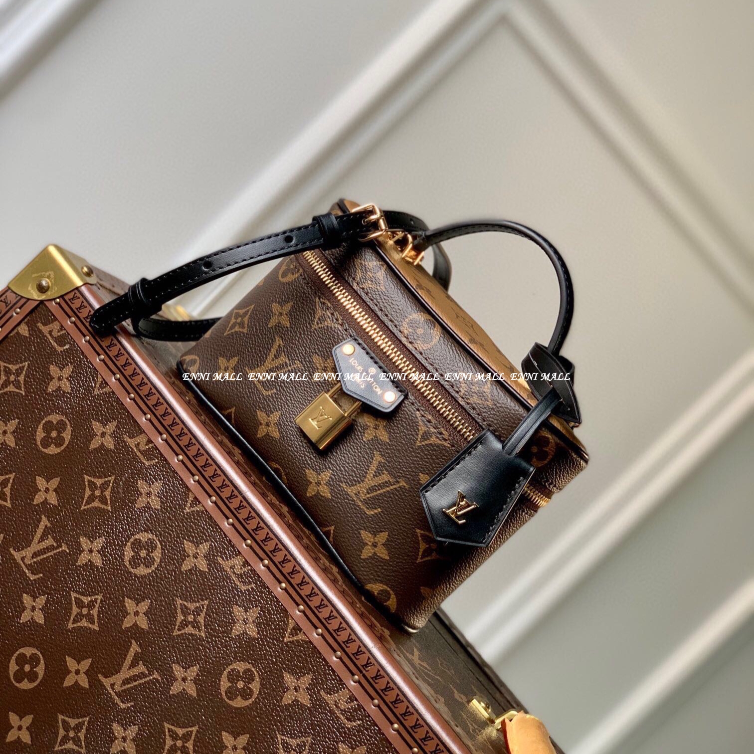 루이비통 베니티백