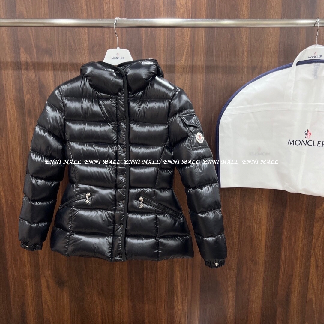 몽클레어 패딩(여)