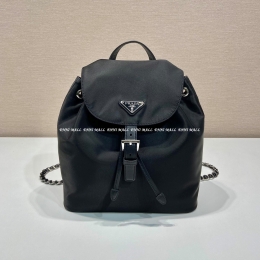 프라다 백팩 (26cm)