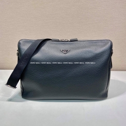 프라다 메신저백 (43cm)