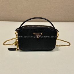 프라다 미니 체인백(11cm)