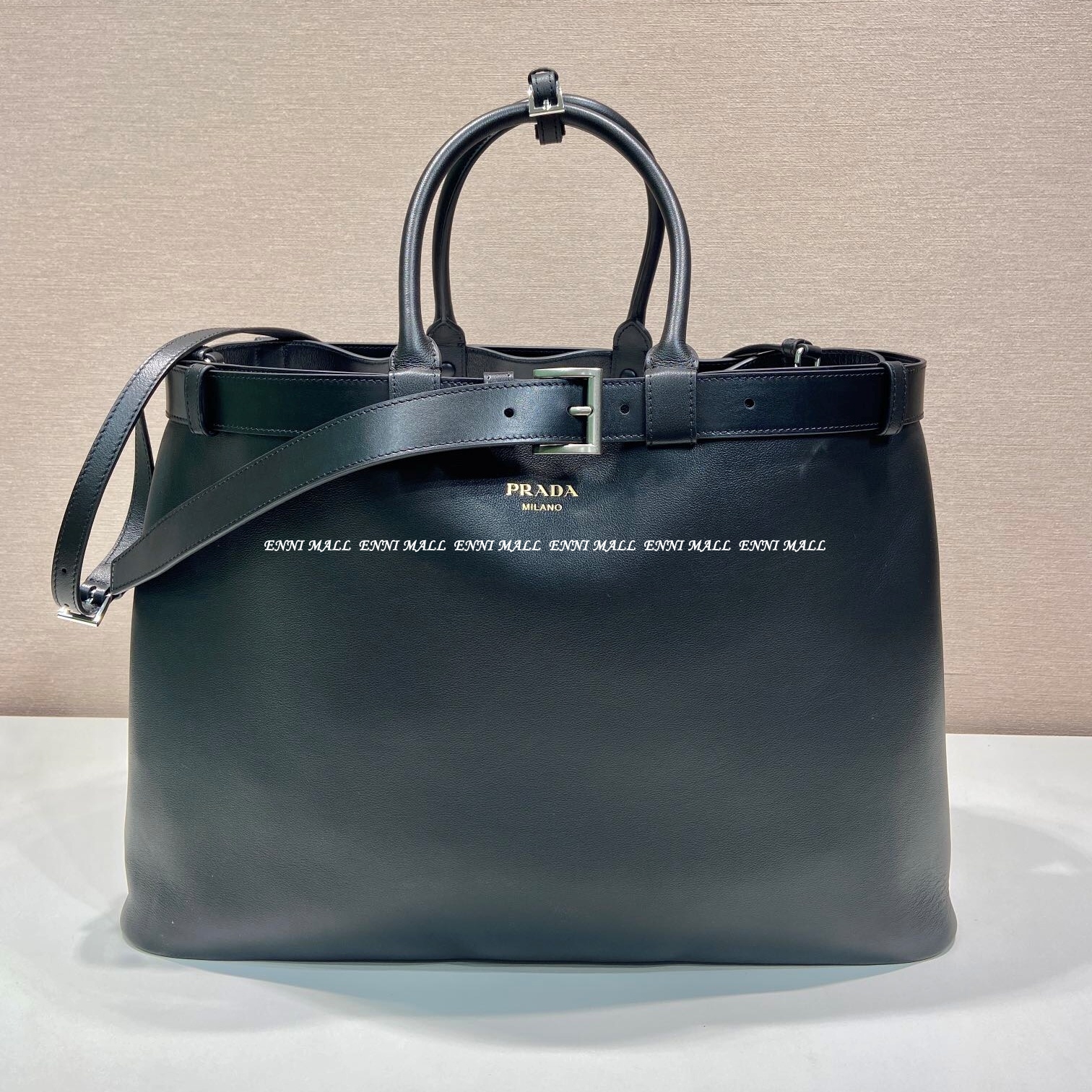 프라다 토트백 (48cm)