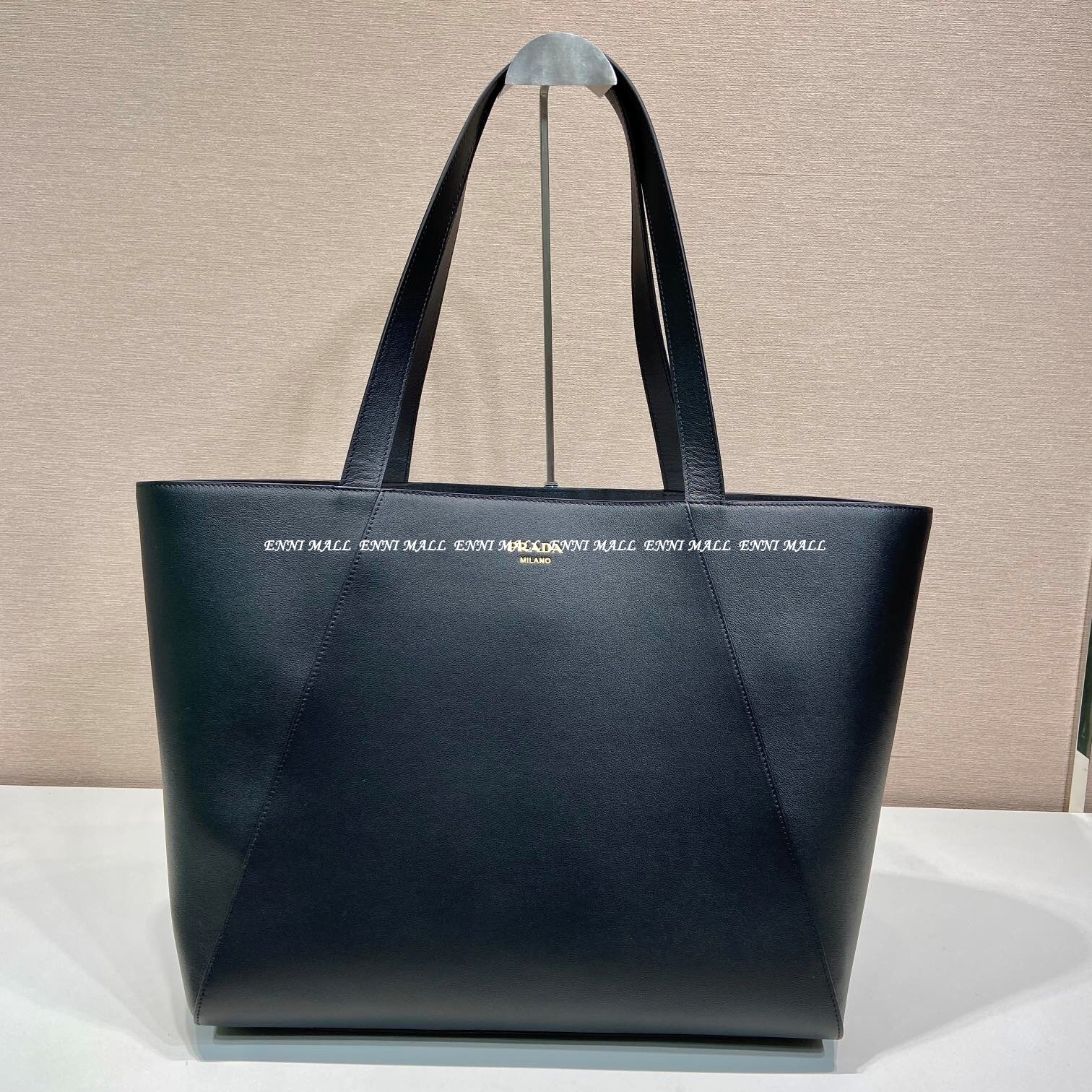 프라다 토트백 (40cm)