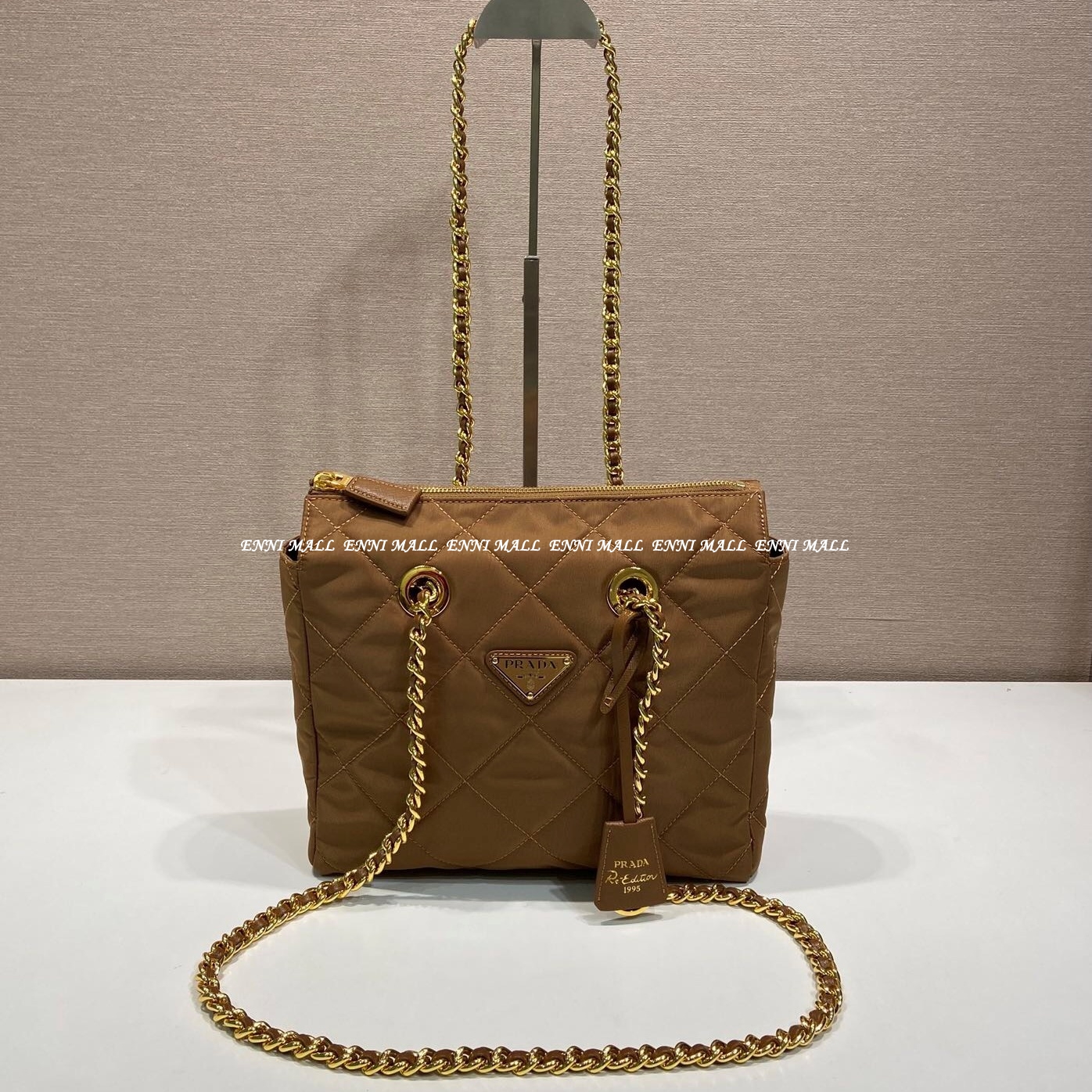 프라다 숄더백 (25cm)