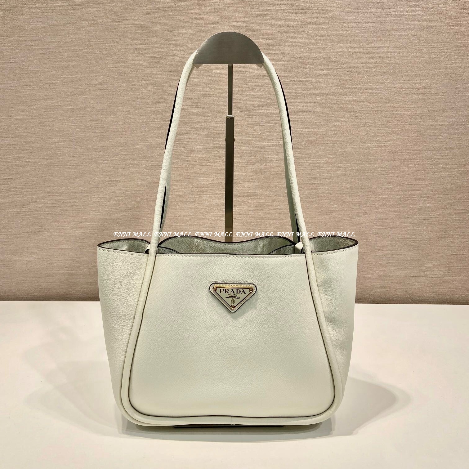 프라다 숄더백 (25cm)