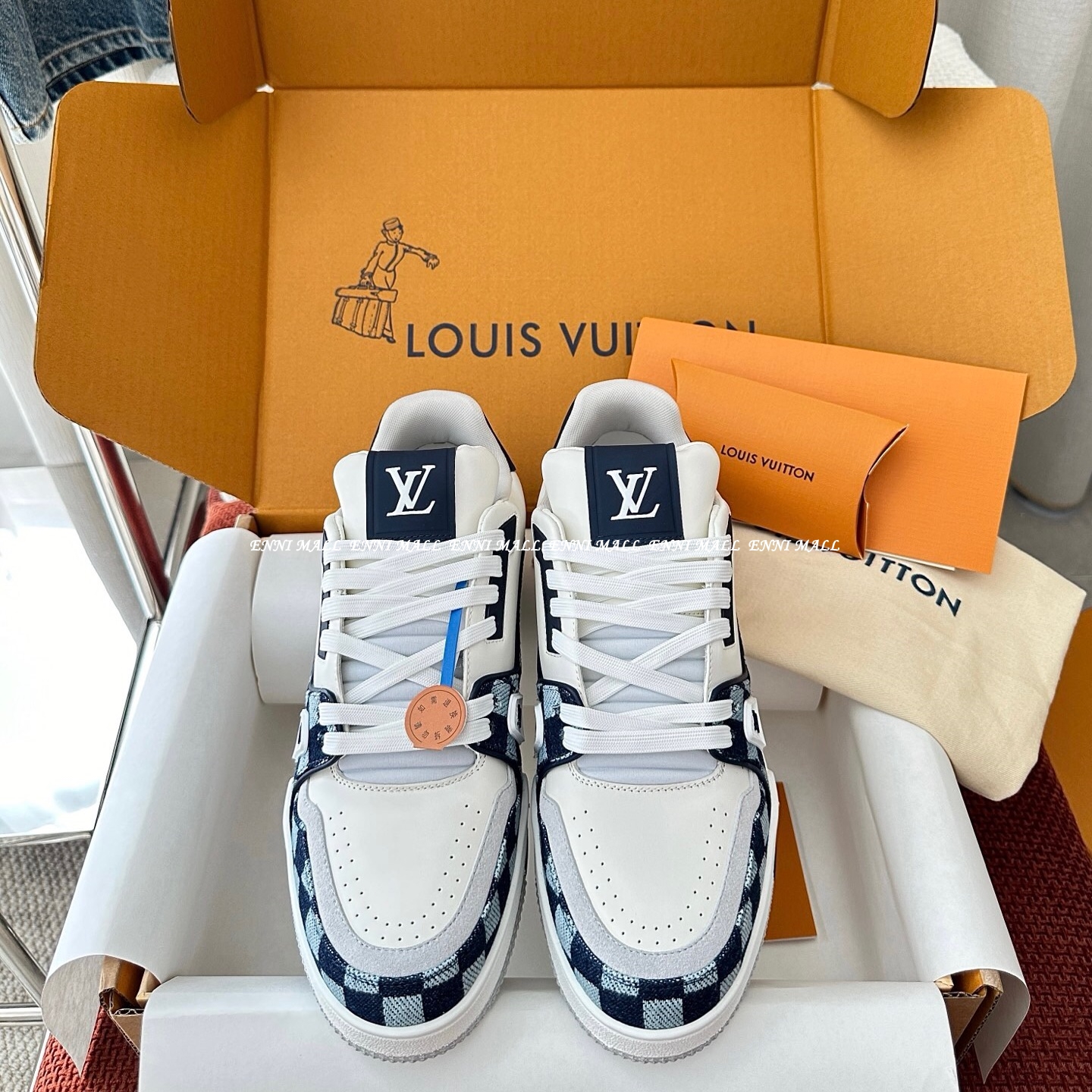 루이비통 스니커즈
