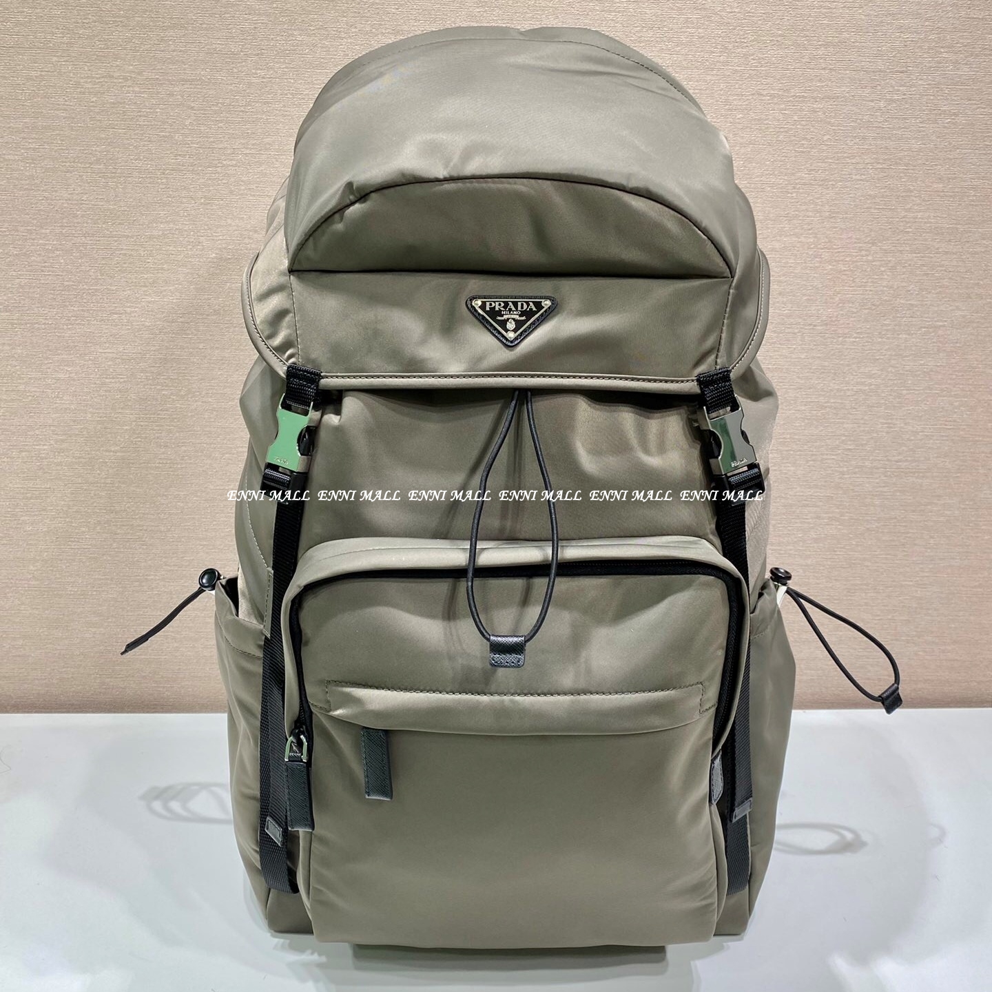 프라다 백팩 (32cm)