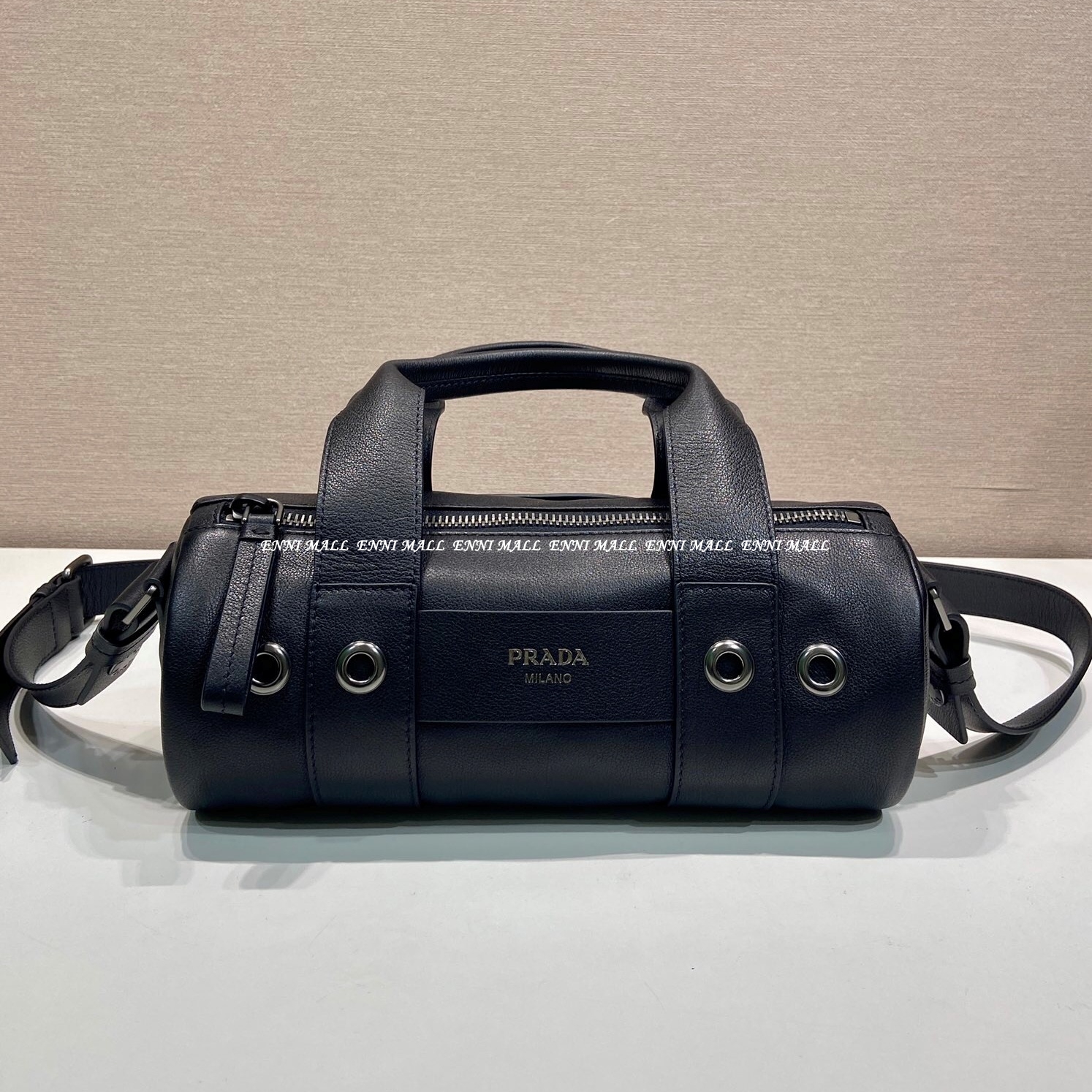 프라다 핸드백 (28.5cm)