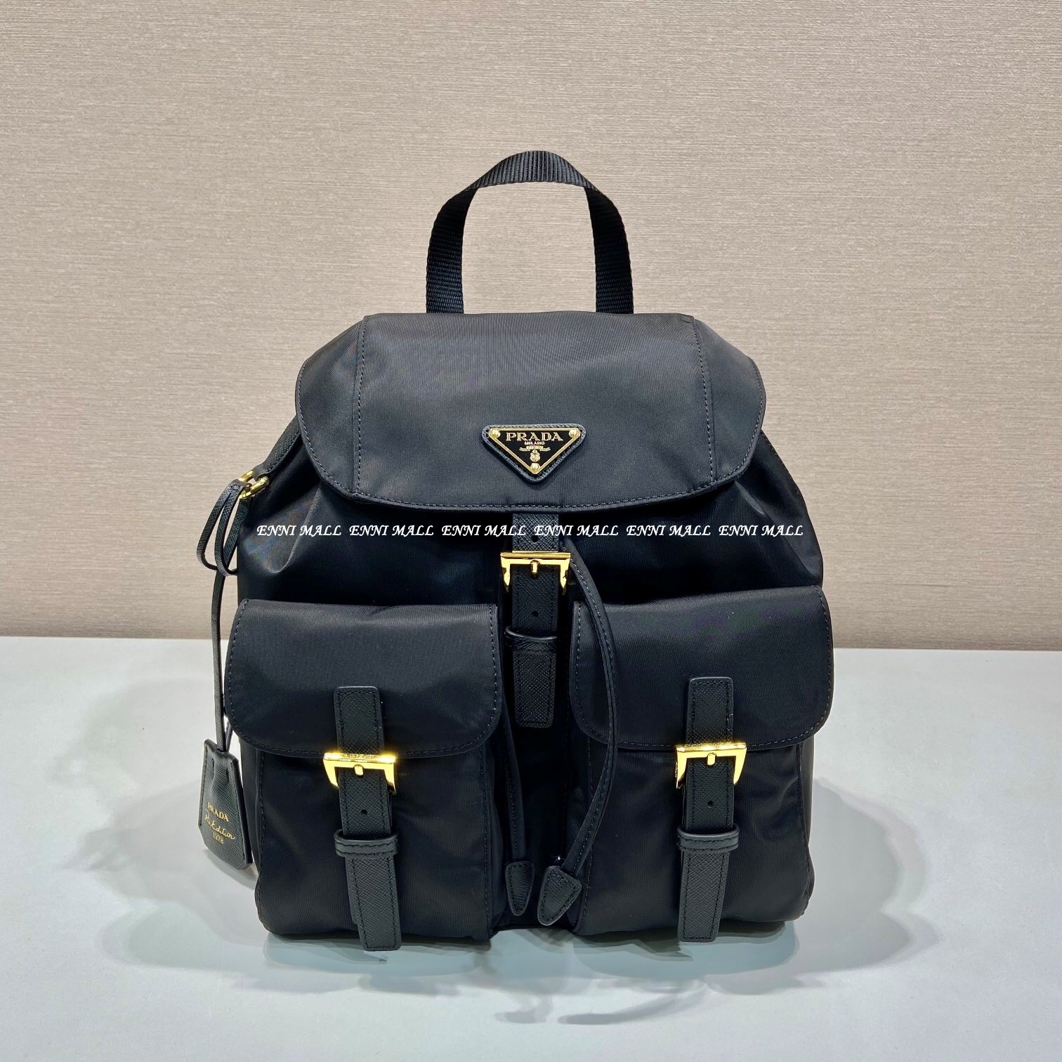 프라다 백팩 (23.5cm)