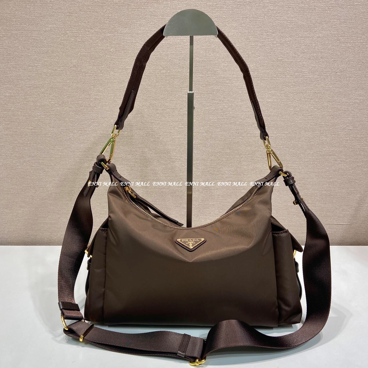 프라다 메신저백 (32cm)