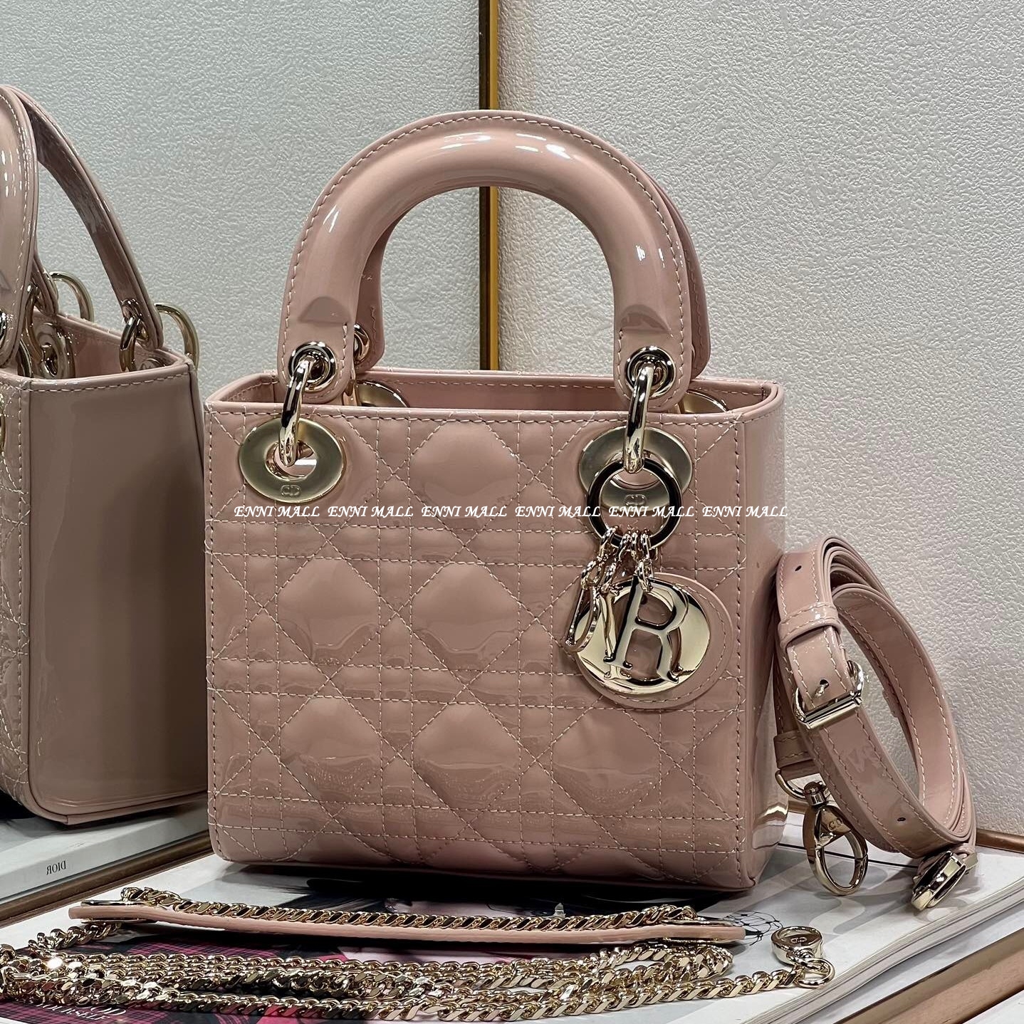 디올 레이디백 (17cm)